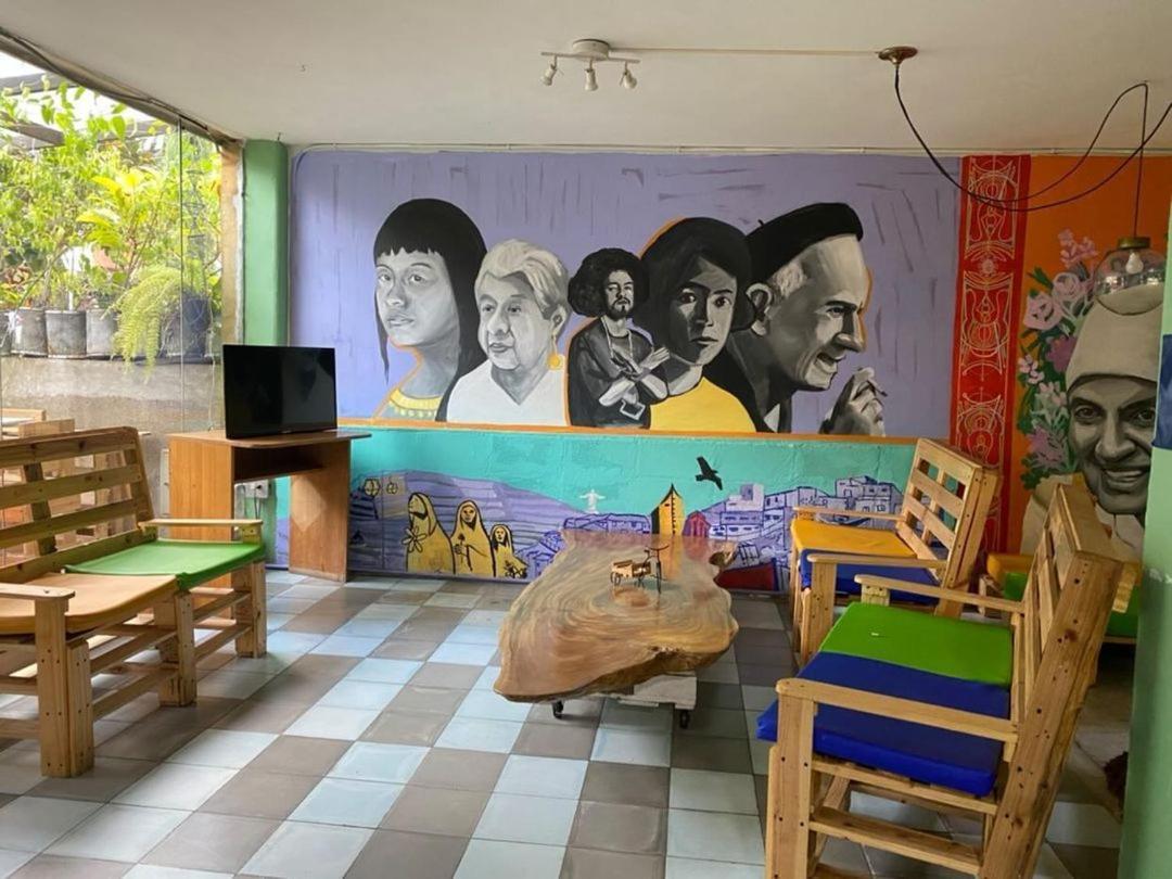 Hostal Casa Estacion Medellín Extérieur photo